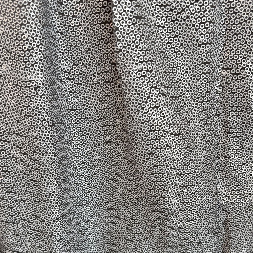 Sachin + Babi 100% silk Silver metallic Sleeveless Top w/ Ruffle Details women M - Picture 9 of 10